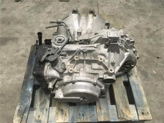 Caja de cambos hyundai trajet 2.7