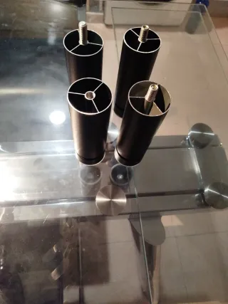 Patas metálicas para muebles sofá