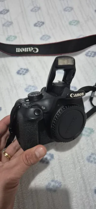 Canon EOS Rebel T5 Cámara Negra (Cuerpo)