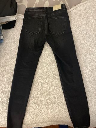 Pantalones vaqueros negros
