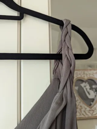 Vestido largo gris corte imperio