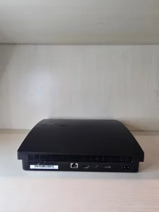 PS3 Slim Nera + Controller