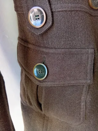 Abrigo Mango verde militar talla 34