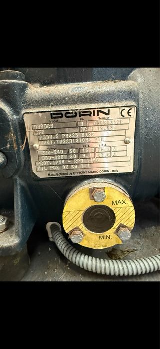 Grupo Frío Industrial Dorin 7CV + Recipiente