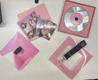BLACKPINK - Square Up version pink