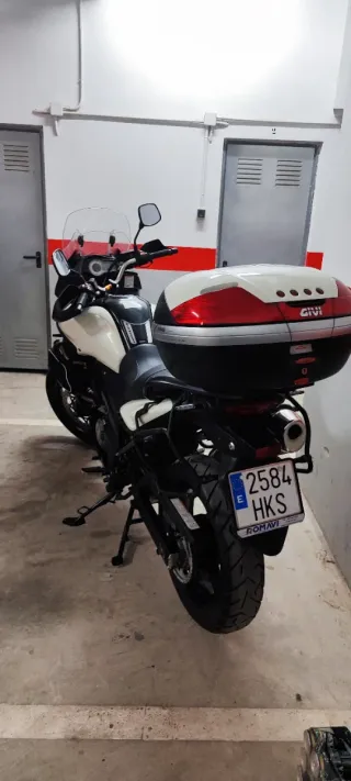 Suzuki v strom dl 650
