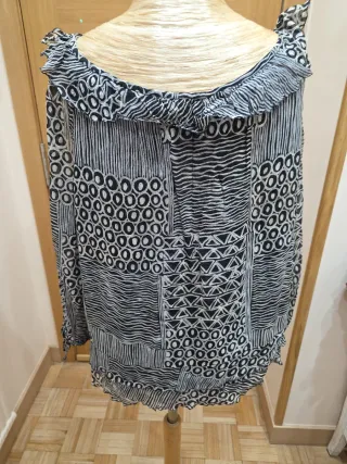 Blusa fresca estampada talla 50