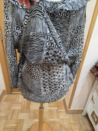 Blusa fresca estampada talla 50