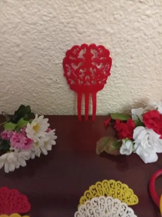 Accesorios traje gitana: peinetas, collares pulser