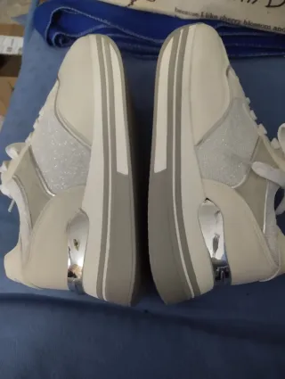 Zapatillas Beverly Hills Polo Club Blancas y Plate