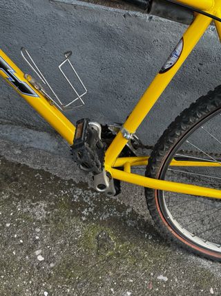 Bicicleta Montaña Amarilla BH