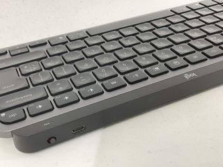 teclado alfanumerico logitech mx keys mini