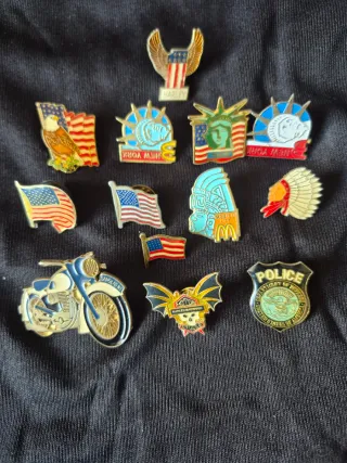 Lote de Pines Coleccionables Americanos