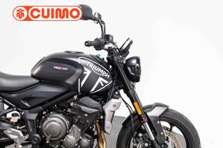 TRIUMPH TRIDENT 660