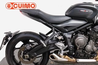 TRIUMPH TRIDENT 660