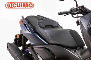 YAMAHA XMAX 125