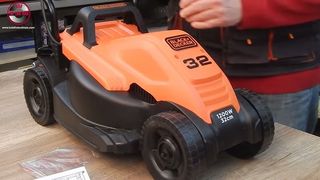 BLACK\+DECKER BEMW451\-QS \- Cortacesped electrico 1200W