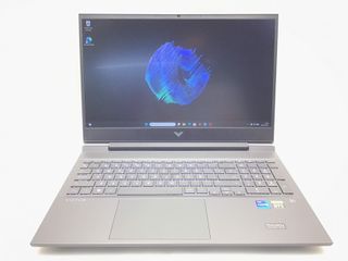 pc portatil hp 16-d1001ns