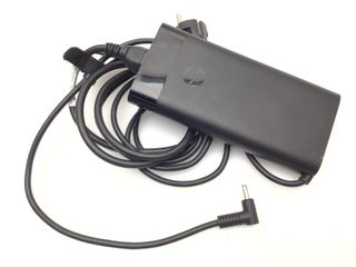 pc portatil hp 16-d1001ns