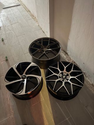 3 Llantas casi nuevas