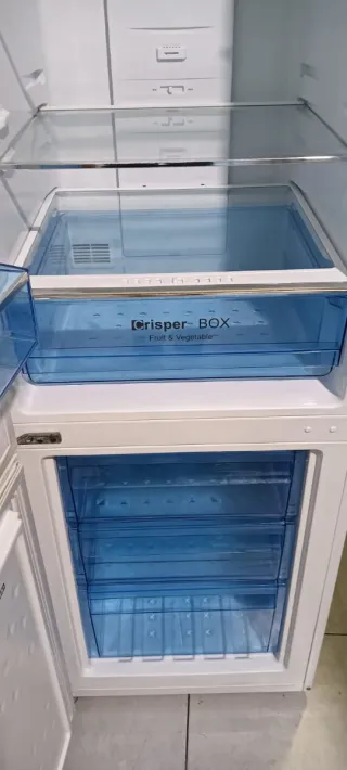 NEVERA COMBI ROMMER NO FROST ENERGÍA A+