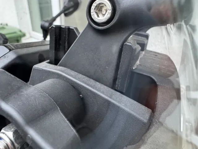 CFMOTO 450MT antivibración parabrisas