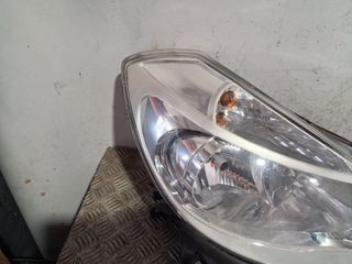 FARO DERECHO RENAULT CLIO III 260100203R