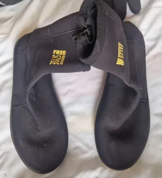 Escarpines guantes buceo cinturon bolsa y 3 plomos