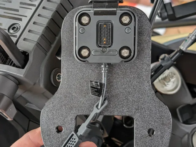 Soporte Garmin XT2 para CFMoto 450MT