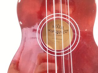 ukelele maui sunny 10-bw