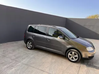 Volkswagen Touran 2006