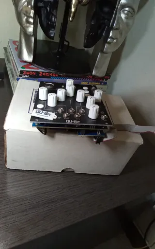 Qu-bit electronix NEBULÆ