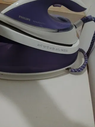 Plancha de Vapor Philips con Base