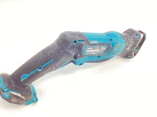 sierra sable makita jr103d