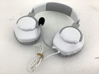 diadema jbl quantum 100