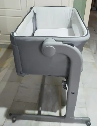 Minicuna Chicco Next2Me 2 Magic Gris