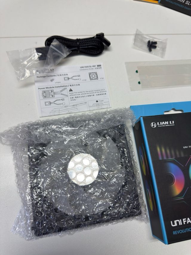 Ventiladores Lian Li UNI FAN SL-INF 120 RGB