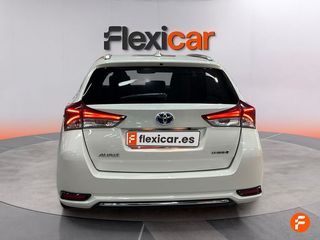 Toyota Auris 1.8 140H Active Touring Sports