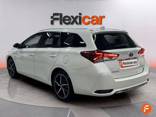 Toyota Auris 1.8 140H Active Touring Sports