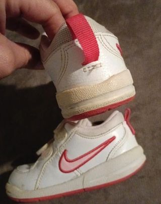 Zapatillas Nike Bebé Blancas y Rosas