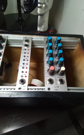 Módulos Eurorack Ladik S-180 y S-183