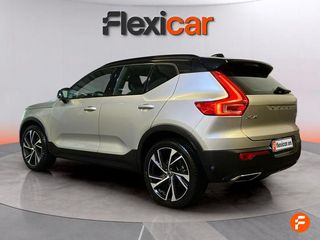 Volvo XC40 2.0 D4 AWD R-Design Auto