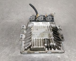 Centralita motor renault 8200843713 scenic 428622