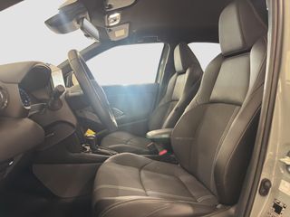 TOYOTA YARIS CROSS 1.5 VVT-I HYBRID PREMIERE EDITION AWD 130 5P