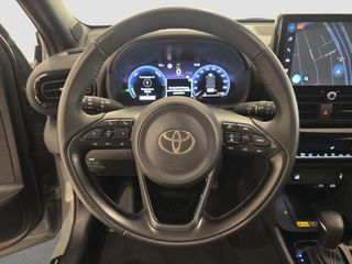 TOYOTA YARIS CROSS 1.5 VVT-I HYBRID PREMIERE EDITION AWD 130 5P