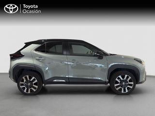 TOYOTA YARIS CROSS 1.5 VVT-I HYBRID PREMIERE EDITION AWD 130 5P