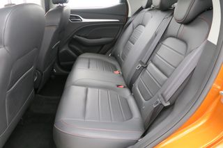 MG ZS LUXURY 1.5 106 CV 5P