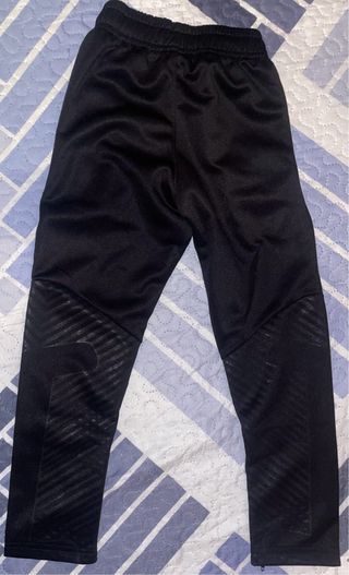 Chándal Liverpool Nike Negro/Rojo Niño 5-7 años