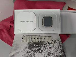 Apple Watch Ultra 2 - Como Nuevo