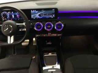 MERCEDES-BENZ Clase A 200 d Compacto